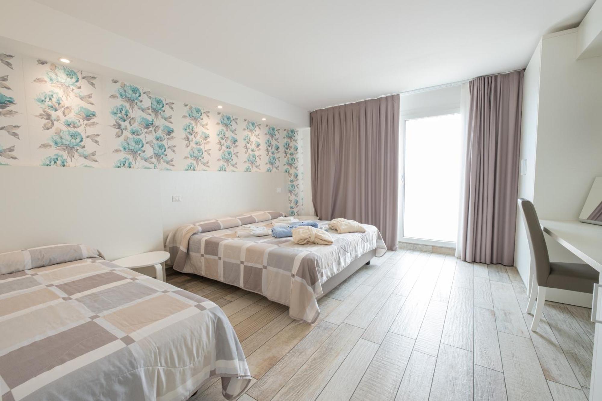 Hotel Capitol غاتيو أ ماري المظهر الخارجي الصورة