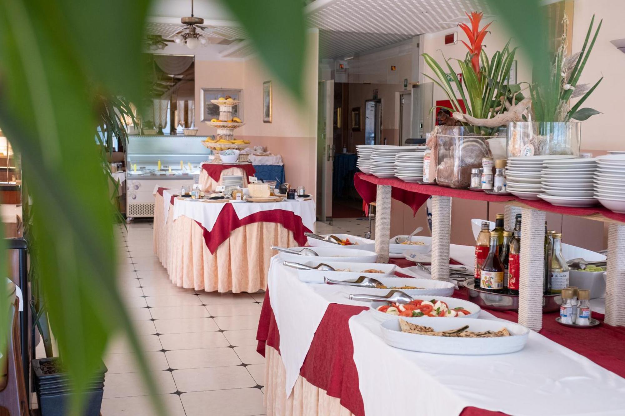 Hotel Capitol غاتيو أ ماري المظهر الخارجي الصورة